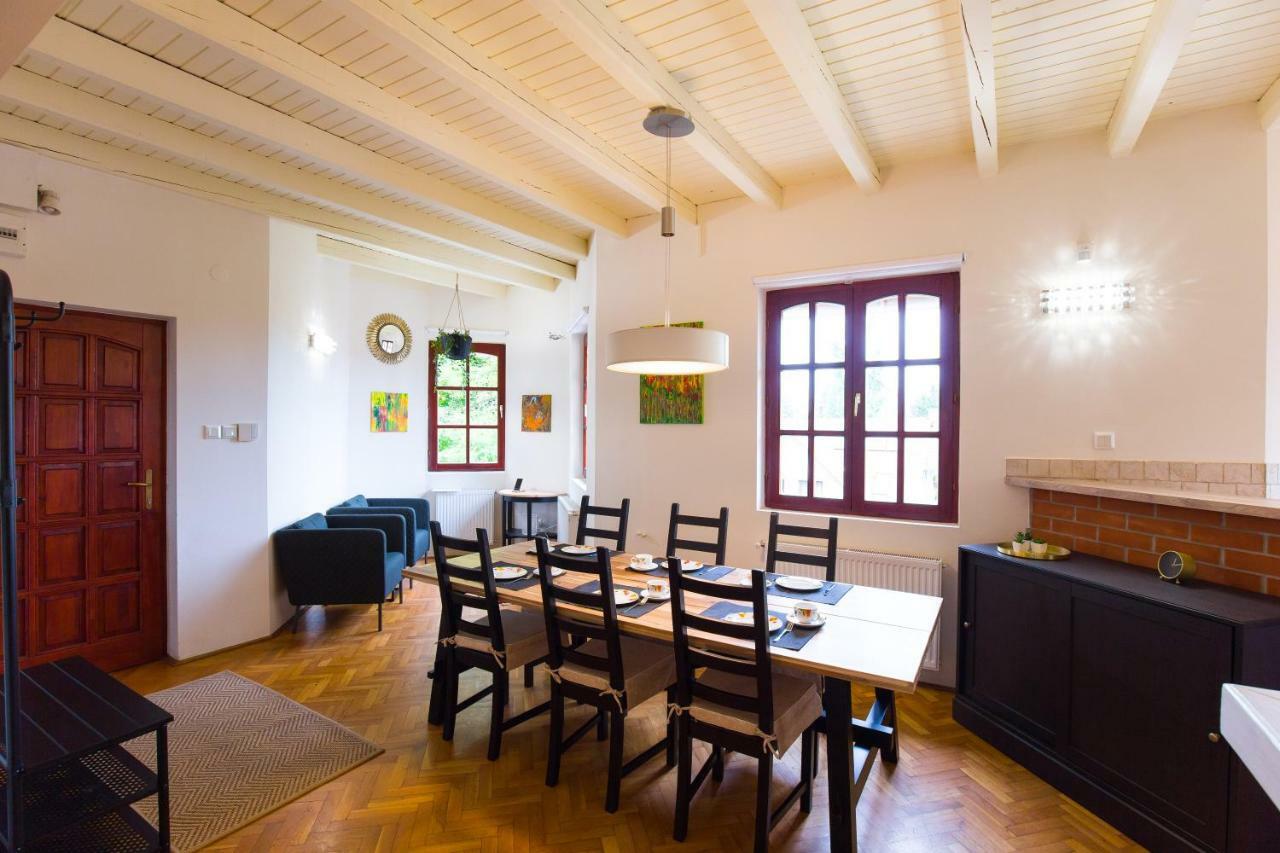 Two Towers Apartman Miskolc Eksteriør billede